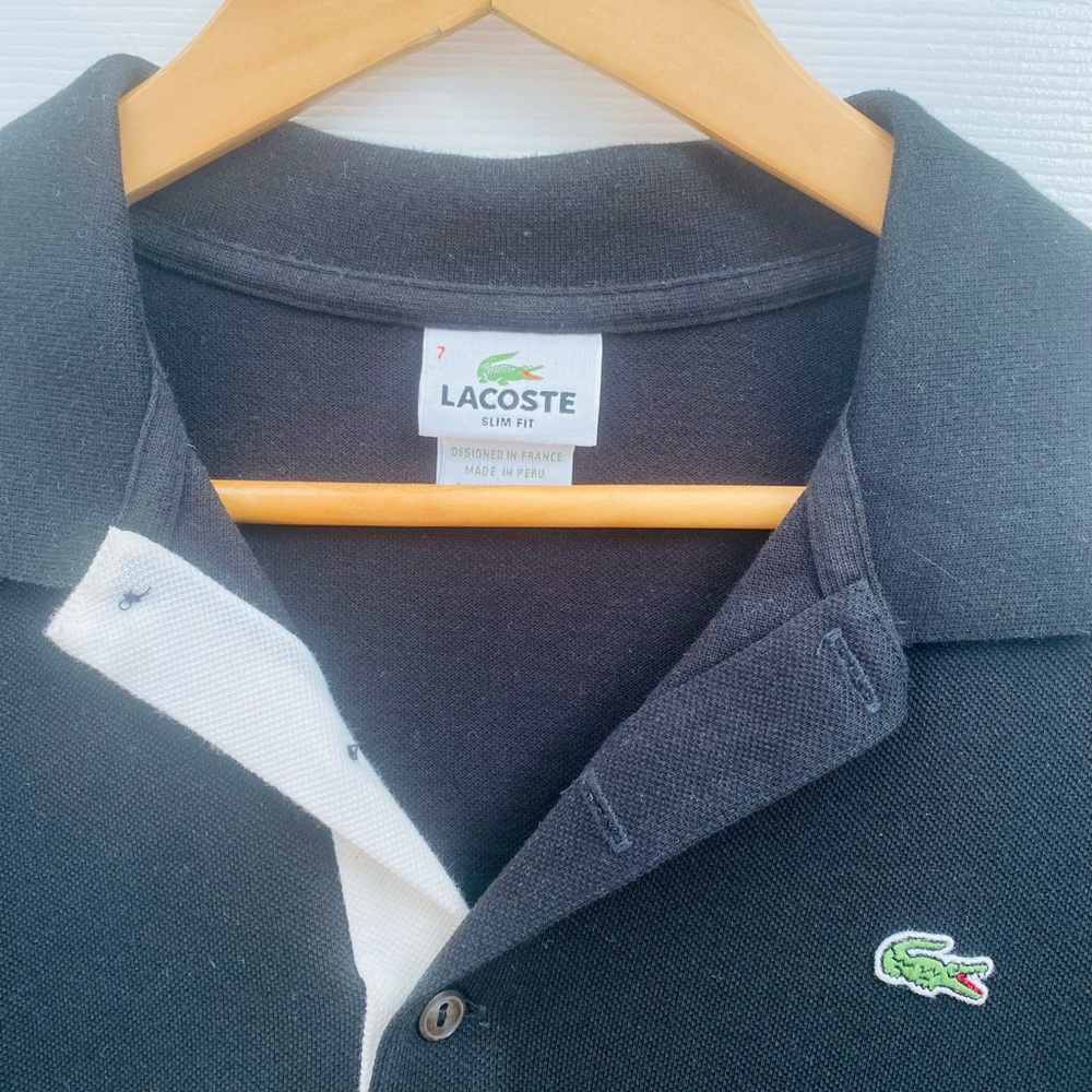 LACOSTE. SLIME FIT POLO